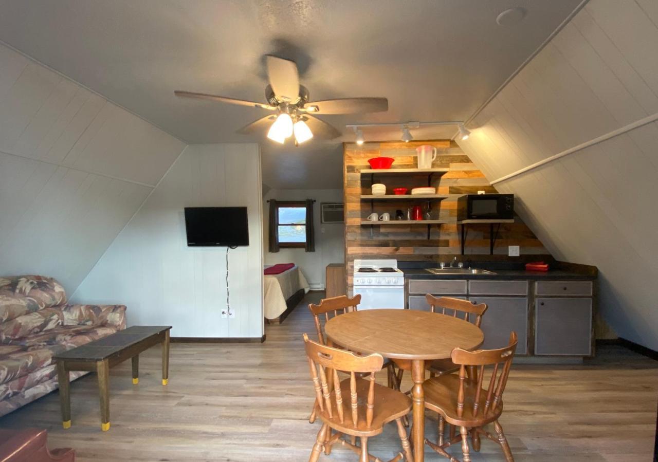 Indian Point Calm Waters Resort מראה חיצוני תמונה