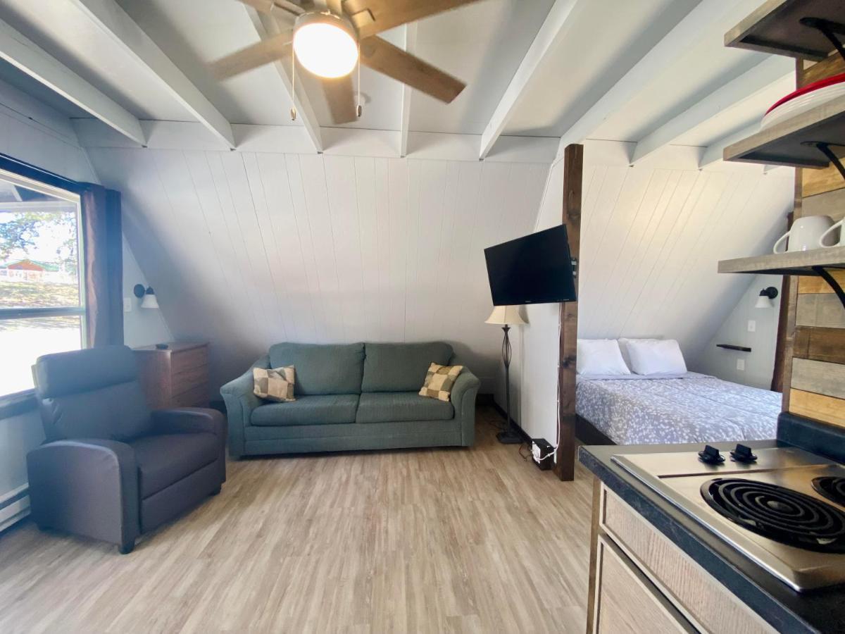 Indian Point Calm Waters Resort מראה חיצוני תמונה